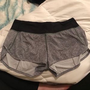 LuLuLemon Running Shorts! 🌙⭐️✨